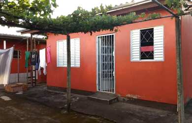 Imagem 6: DUAS CASAS EM EXCELENTE TERRENO GRANDE E PLANO COM EIXO NORTE