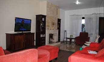 Imagem: Casa com 5 Dormitorio(s) localizado(a) no