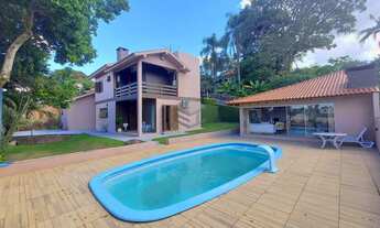 Imagem: Casa 3 dormitórios com piscina - Bairro