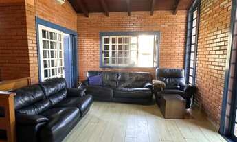 Imagem 3: Casa no bairro Ideal com três dormitórios