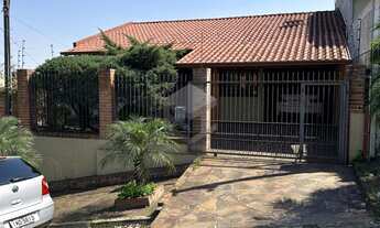 Imagem 2: Casa 03 dormitórios com piscina