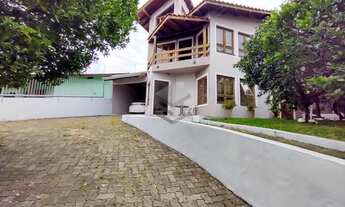 Imagem: Linda casa nos altos do bairro Ideal