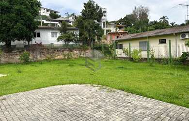 Imagem 6: Terreno plano 420m2