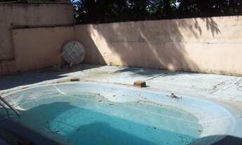 Imagem 5: Casa para necessitando reparos