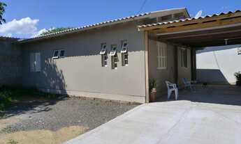 Imagem 3: Terreno com 2 casas e 3 lojas em Canudos