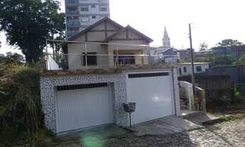 Imagem: Casa com 4 Dormitorio(s) localizado(a) no