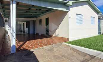 Imagem 3: Casa com 2 Dormitórios em Pátio Compartilhado — Conforto e Localização