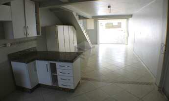 Imagem 4: Casa nas imediações da FENAC