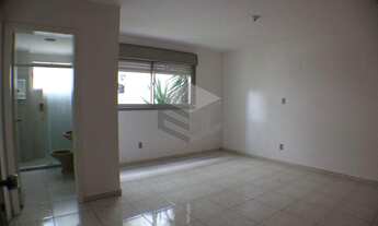 Imagem: Kitnet com 3 Dormitorio(s) localizado(a)