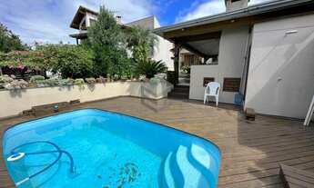 Imagem: Casa com 4 Dormitorio(s) localizado(a) no