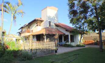 Imagem 3: Ampla casa e terreno no bairro Liberdade