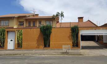 Imagem: Casa c/ 6 dormitórios e 5 vagas de garagem