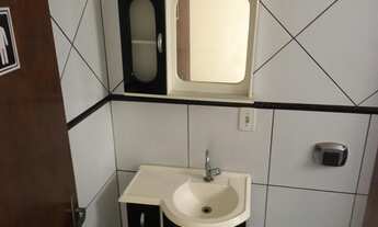 Imagem 4: Ótimo Jk reformado, em ótima localização, ed com elevador ! Maiores informações com Sandra