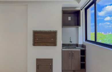 Imagem 12: Apartamento semi mobiliado 2 dormitórios , 1 suíte, 2 vagas, 85m2 privativos. No bairro