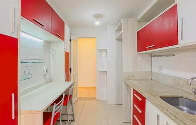 Imagem 6: Apartamento semi mobiliado 2 dormitórios , 1 suíte, 2 vagas, 85m2 privativos. No bairro