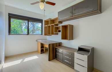 Imagem 14: Apartamento semi mobiliado 2 dormitórios , 1 suíte, 2 vagas, 85m2 privativos. No bairro