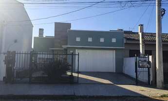 Imagem: Casa central, 3 dormitórios, 1 suítes