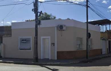 Imagem 2: Casa com Piscina