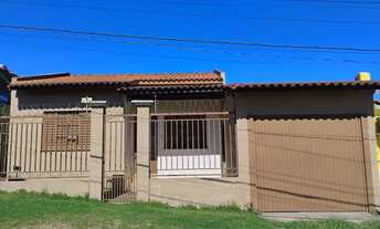 Imagem: Casa com 3 Dormitorio(s) localizado(a) no