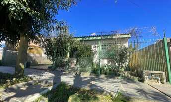 Imagem: Casa com 3 Dormitorio(s) localizado(a) no