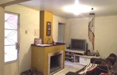 Imagem 2: Hipólito Ribeiro, 3 dormitórios, 2 banheiro, 1 vaga na garagem