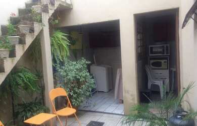 Imagem 5: Sobrado Central, 3 dormitórios, 2 banheiro, 1 vaga na garagem