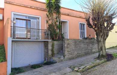 Imagem 5: Casa Térrea!, 3 dormitórios, 1 suítes, 3 banheiro, 1 vaga na garagem, 263M² de Área Constr