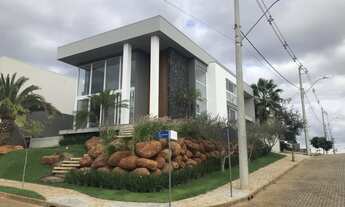 Imagem 2: Casa em Condomínio com 4 Dormitorio(s) localizado(a) no bairro em Martins (Araucária)