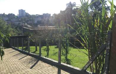 Imagem 2: Terreno Cercado, 352M² de Área Total