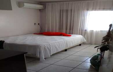 Imagem 4: Sobrado Comercial, 4 dormitórios, 1 suítes, 4 banheiro, 392M² de Área Construída