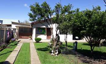 Imagem: Casa / Sobrado com 4 Dormitorio(s) localizado(a)