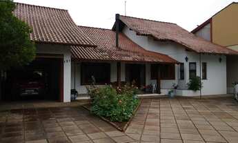 Imagem: Casa / Sobrado com 3 Dormitorio(s) localizado(a)