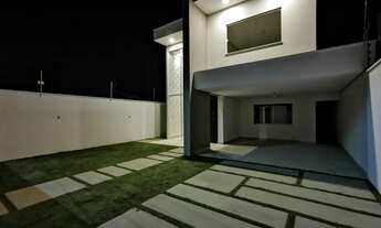 Imagem 2: Casa tipo duplex para venda de alto padrão com 4/4 sendo 3 suítes no SIM