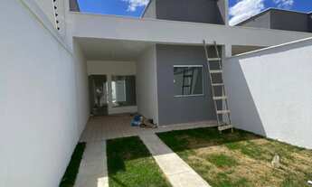 Imagem: Casa nova com 2 quartos, suíte, próximo