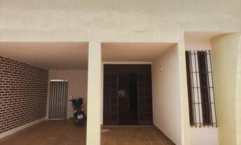 Imagem 2: Casa para venda de 3 quartos sendo 1 suíte no bairro Santa Mônica