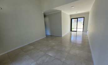 Imagem 3: Casa na Encosta da Floresta