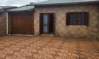 Imagem: CASA DE 3 DORMITORIOS NO BAIRRO PIRATINI