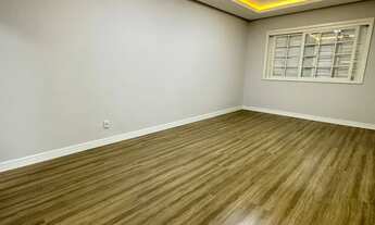 Imagem 7: EXCELENTE SOBRADO COM SPA EM SAPUCAIA DO SUL