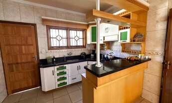 Imagem 5: Casa com 4 Dormitorio(s) localizado(a) no bairro Piratini em Sapucaia do Sul / Rio Grande