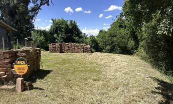 Imagem 1: Terreno de esquina com projeto para construção