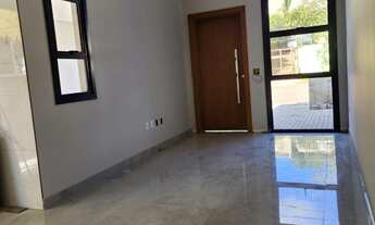 Imagem 4: Casa térrea nova em bairro nobre