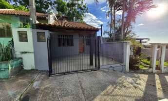 Imagem: Casa à venda em Sapucaia do Sul, localizada