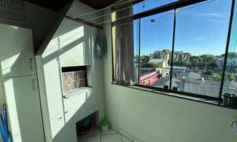 Imagem 6: Amplo apartamento com sacada em localização central