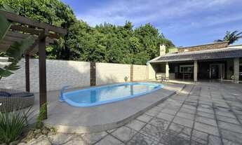 Imagem: Casa térrea e amplo terreno no Encosta