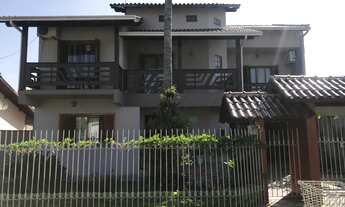 Imagem: Casa com 4 Dormitorio(s) localizado(a) no