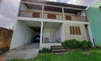 Imagem: Casa com 3 Dormitorio(s) localizado(a) no