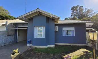 Imagem: Casa 03 dormitórios com piscina