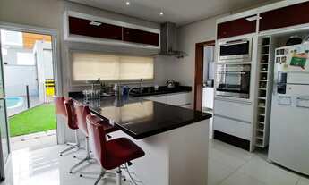 Imagem 3: LINDO SOBRADO NO BAIRRO ENCOSTA DA FLORESTA