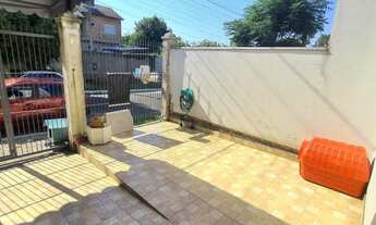 Imagem: Casa com 2 Dormitorio(s) localizado(a) no