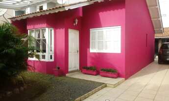 Imagem: Casa com 2 Dormitorio(s) localizado(a) no